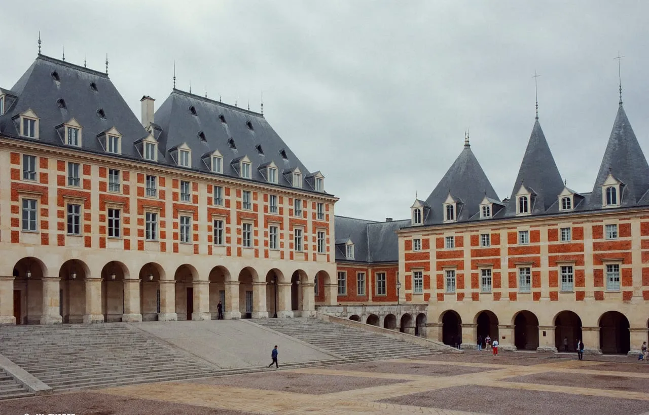 La Place Ducale de Charleville-Mézières